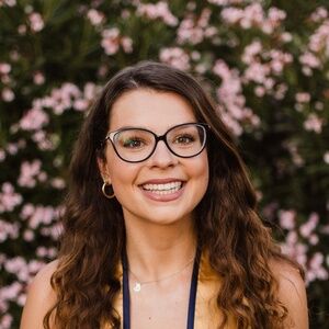 Meet your Posher, Carly